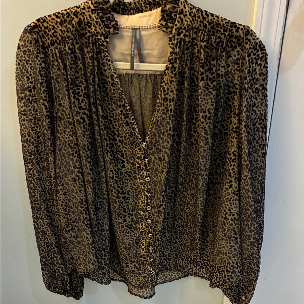 Elegant Leopard Print Blouse